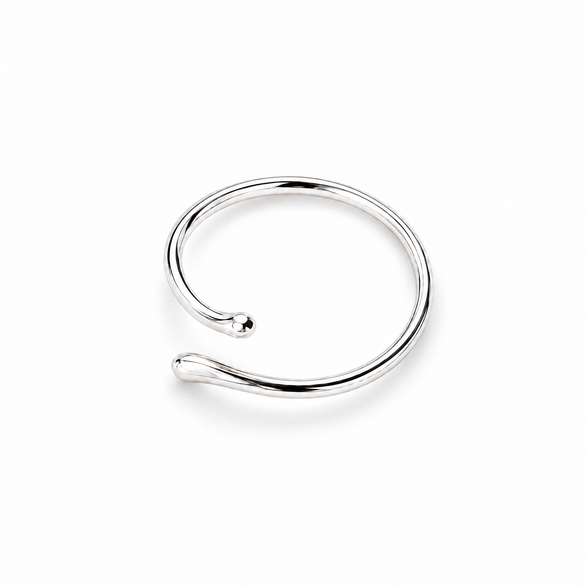 The Nova Open Geometric Band — polished silver-tone overhead white-studio view with soft natural shadow; inherited reference-based AI visualization, studio edit and enhancement of the existing view.